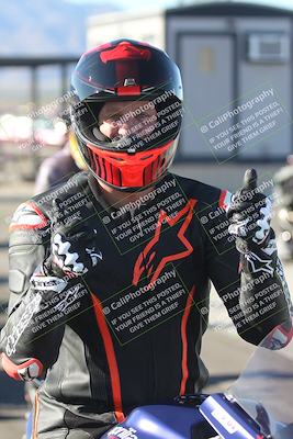 media/Dec-01-2025-Moto Forza (Mon) [[2daa91e15f]]/4-Around the Pits/